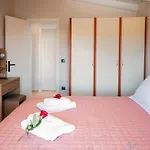 Elais House דירה *