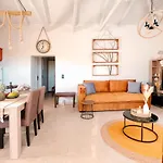 דירה Elais House