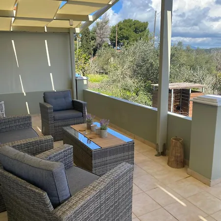 Διαμέρισμα Elais House *