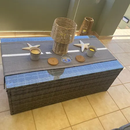 Elais House ميثوني