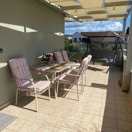 Elais House Διαμέρισμα *