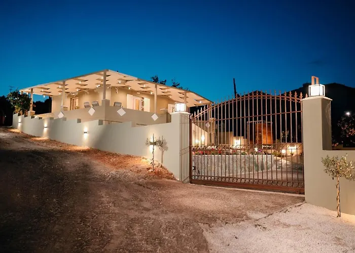 Elais House 아파트 메토니