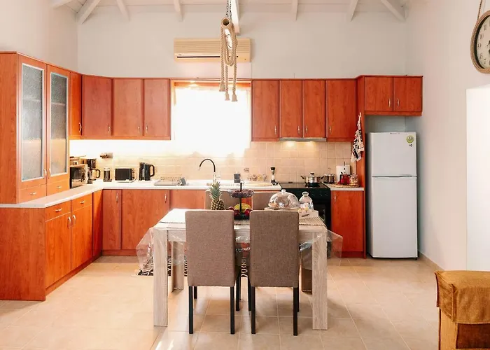 Elais House 아파트 *