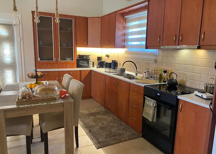 Apartament Elais House *